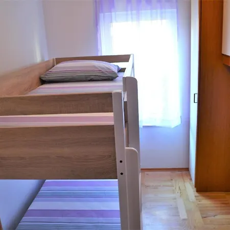 Ferienwohnung Fur 8 Personen Ca 110 Qm In Vodice, Dalmatien Norddalmatien شقة فوديس