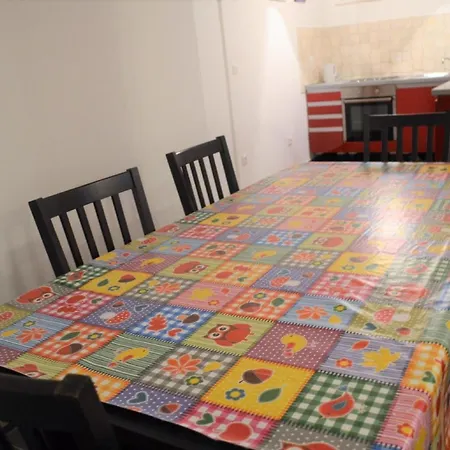 Ferienwohnung Fur 8 Personen Ca 110 Qm In Vodice, Dalmatien Norddalmatien فوديس