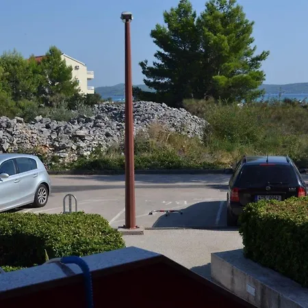 Ferienwohnung Fur 8 Personen Ca 110 Qm In Vodice, Dalmatien Norddalmatien * فوديس